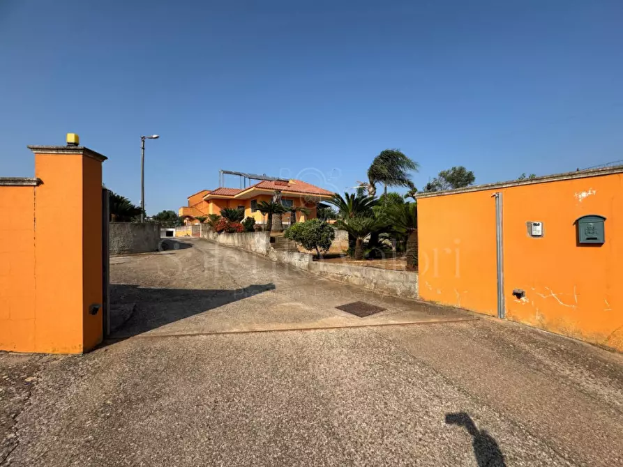 Immagine 5 di Villa in vendita  in Rischiazzi a Parabita