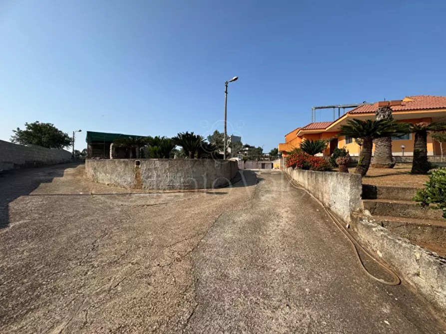 Immagine 7 di Villa in vendita  in Rischiazzi a Parabita