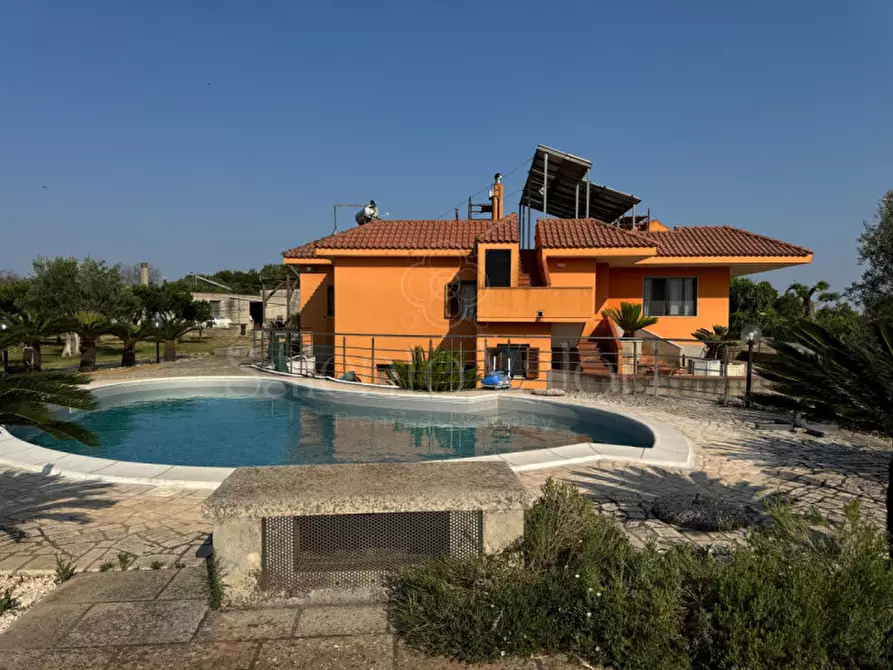 Immagine 16 di Villa in vendita  in Rischiazzi a Parabita