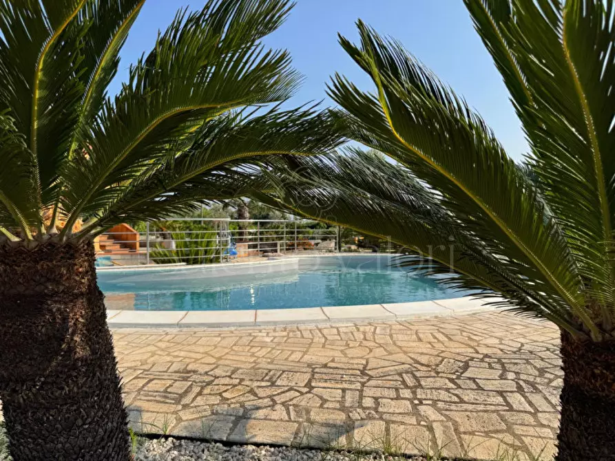 Immagine 18 di Villa in vendita  in Rischiazzi a Parabita