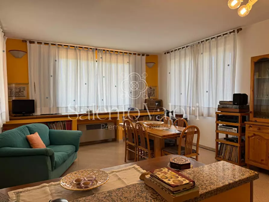 Immagine 27 di Villa in vendita  in Rischiazzi a Parabita