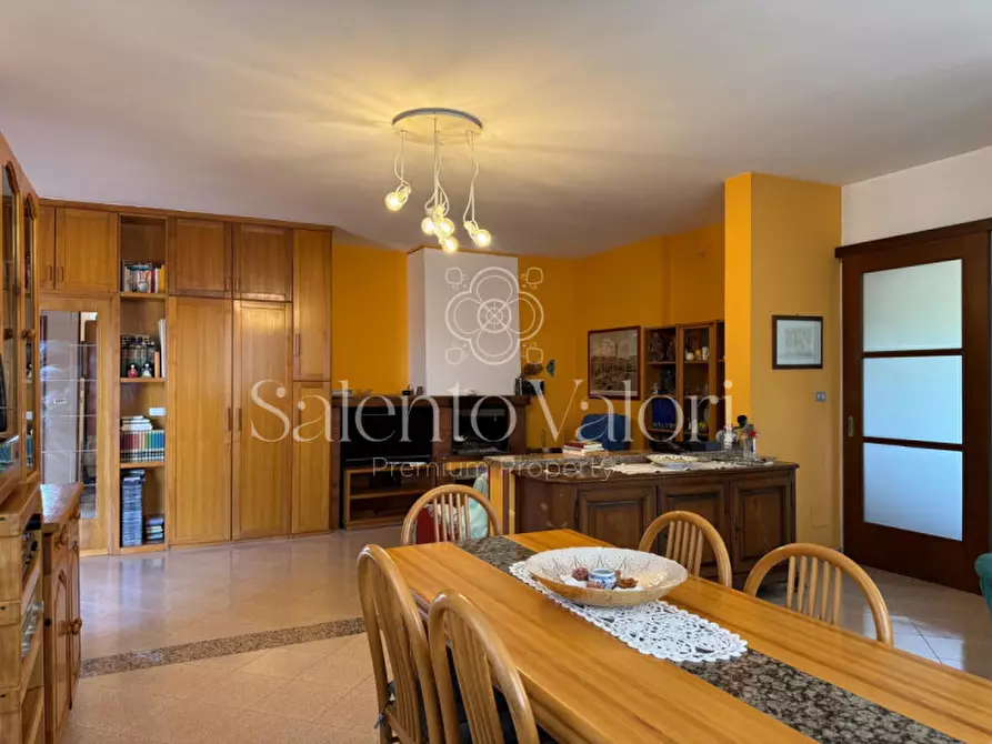 Immagine 28 di Villa in vendita  in Rischiazzi a Parabita