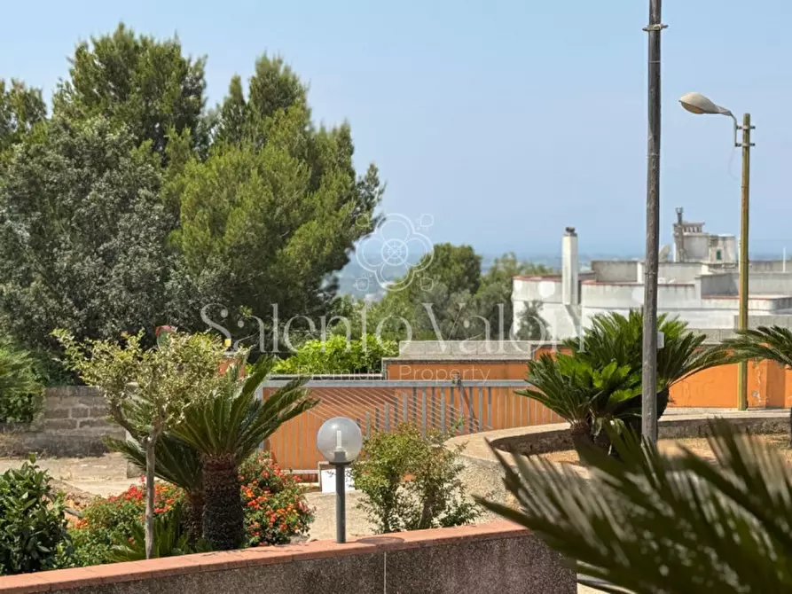 Immagine 38 di Villa in vendita  in Rischiazzi a Parabita