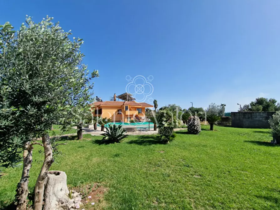 Immagine 39 di Villa in vendita  in Rischiazzi a Parabita