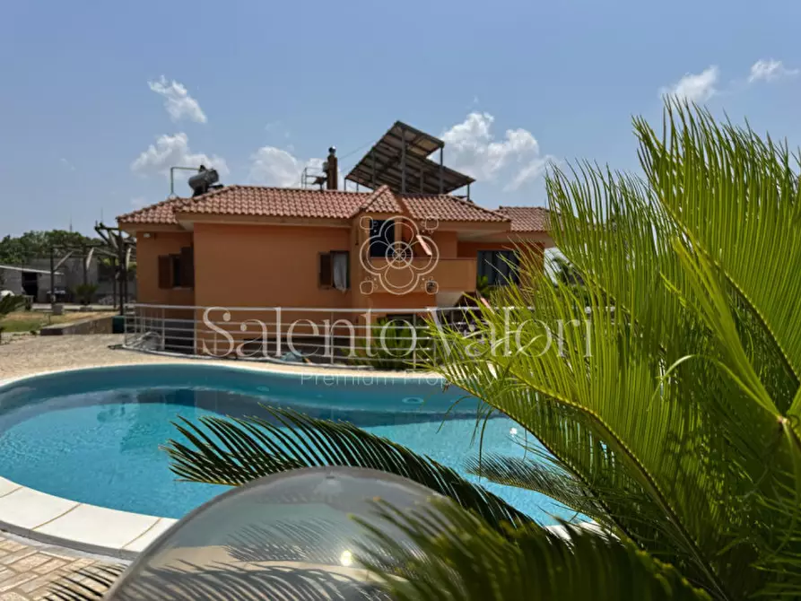 Immagine 46 di Villa in vendita  in Rischiazzi a Parabita