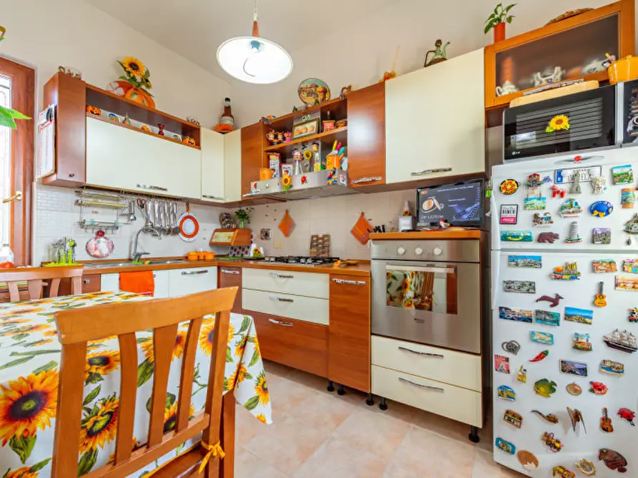 Immagine 14 di Villa in vendita  in Via Filippo Clementi 32 a Roma