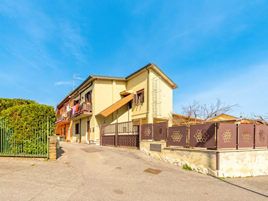 Immagine 23 di Villa in vendita  in Via Filippo Clementi 32 a Roma