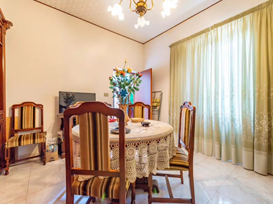 Immagine 26 di Villa in vendita  in Via Filippo Clementi 32 a Roma