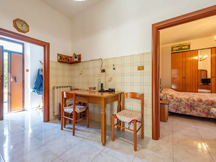 Immagine 30 di Villa in vendita  in Via Filippo Clementi 32 a Roma