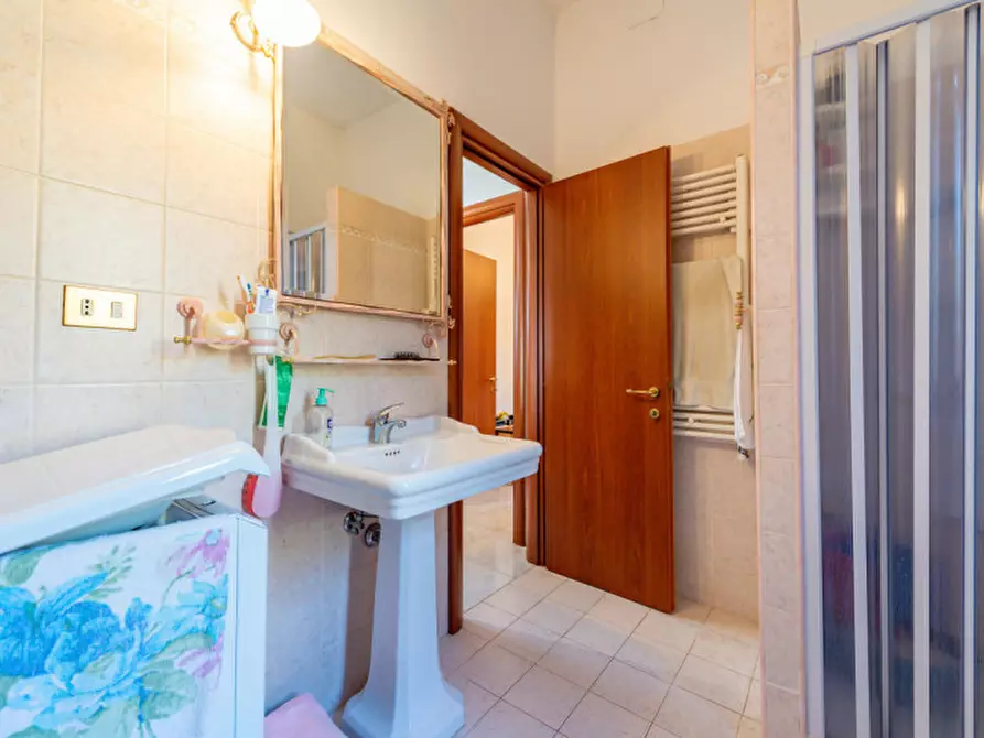 Immagine 36 di Villa in vendita  in Via Filippo Clementi 32 a Roma