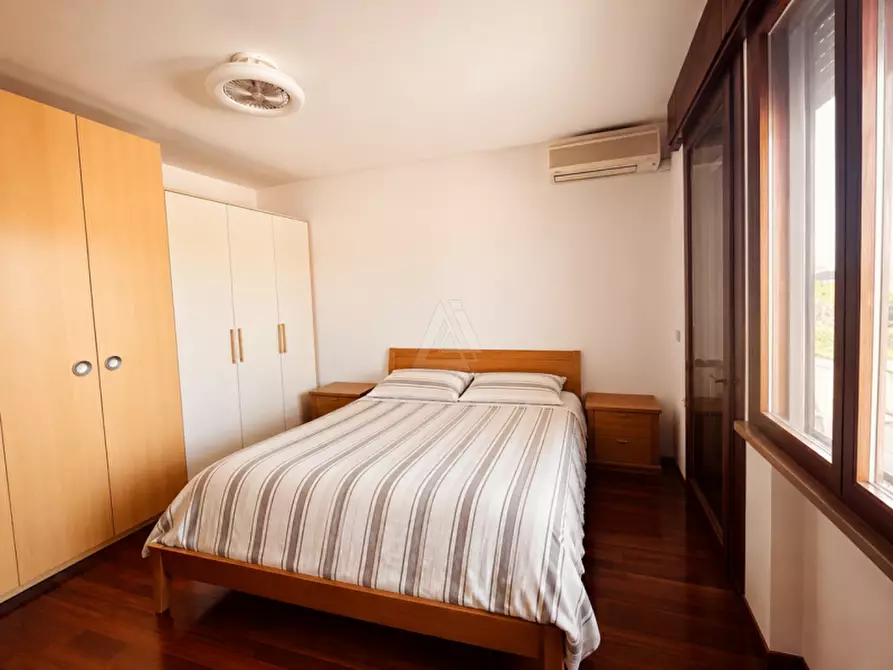 Immagine 4 di Casa bifamiliare in vendita  a Castelfranco Veneto
