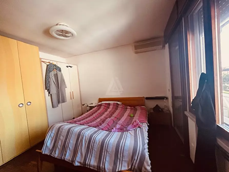 Immagine 3 di Casa bifamiliare in vendita  a Castelfranco Veneto