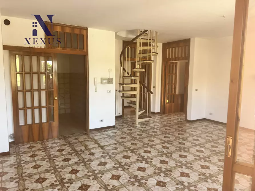 Immagine 3 di Appartamento in vendita  in Viale 1° Maggio a Trecastelli