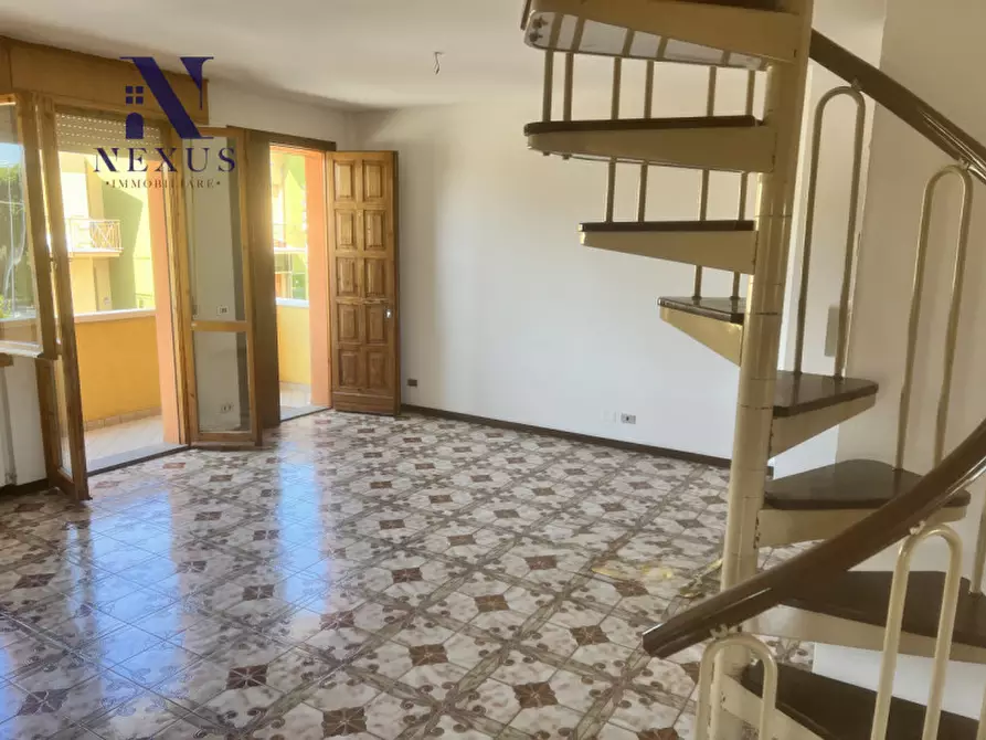 Immagine 7 di Appartamento in vendita  in Viale 1° Maggio a Trecastelli