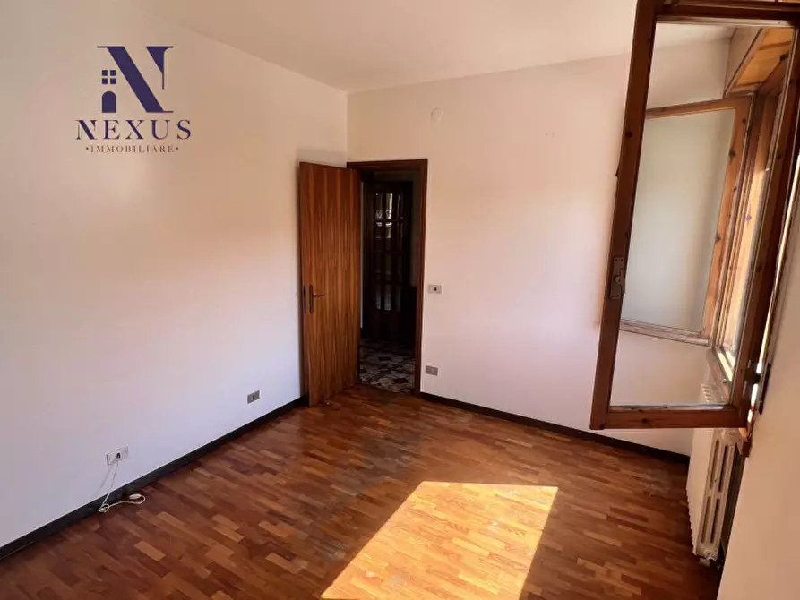 Immagine 11 di Appartamento in vendita  in Viale 1° Maggio a Trecastelli