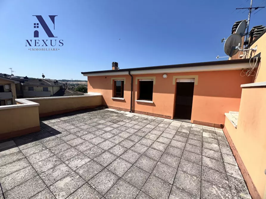 Immagine 20 di Appartamento in vendita  in Viale 1° Maggio a Trecastelli