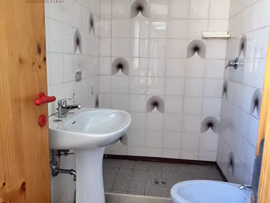 Immagine 22 di Appartamento in vendita  in Viale 1° Maggio a Trecastelli