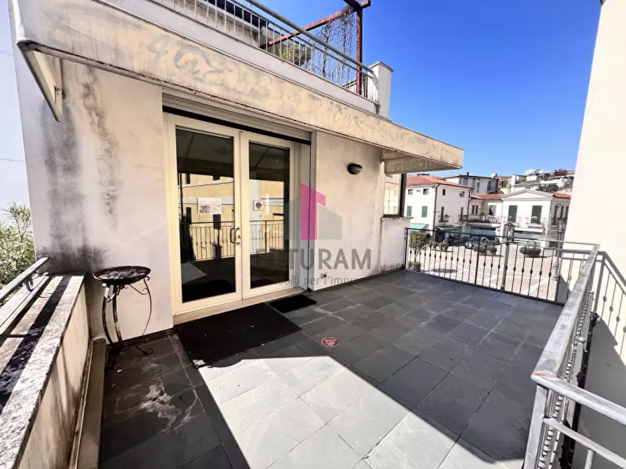 Immagine 3 di Ufficio in affitto  in PIAZZA UMBERTO 1° a Camisano Vicentino