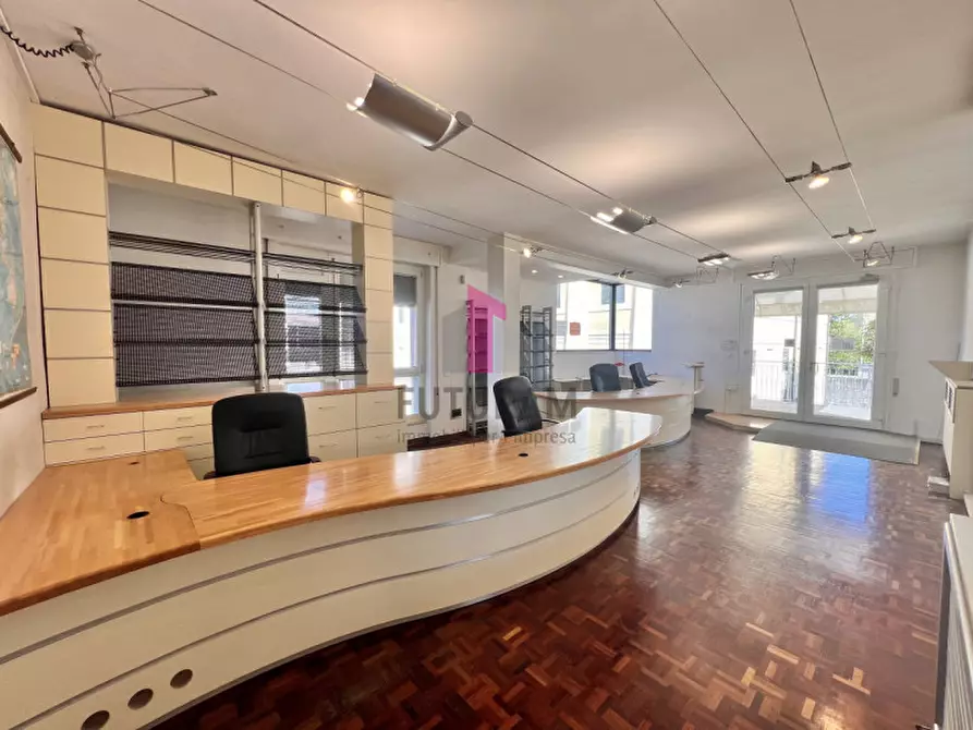 Immagine 10 di Ufficio in affitto  in PIAZZA UMBERTO 1° a Camisano Vicentino