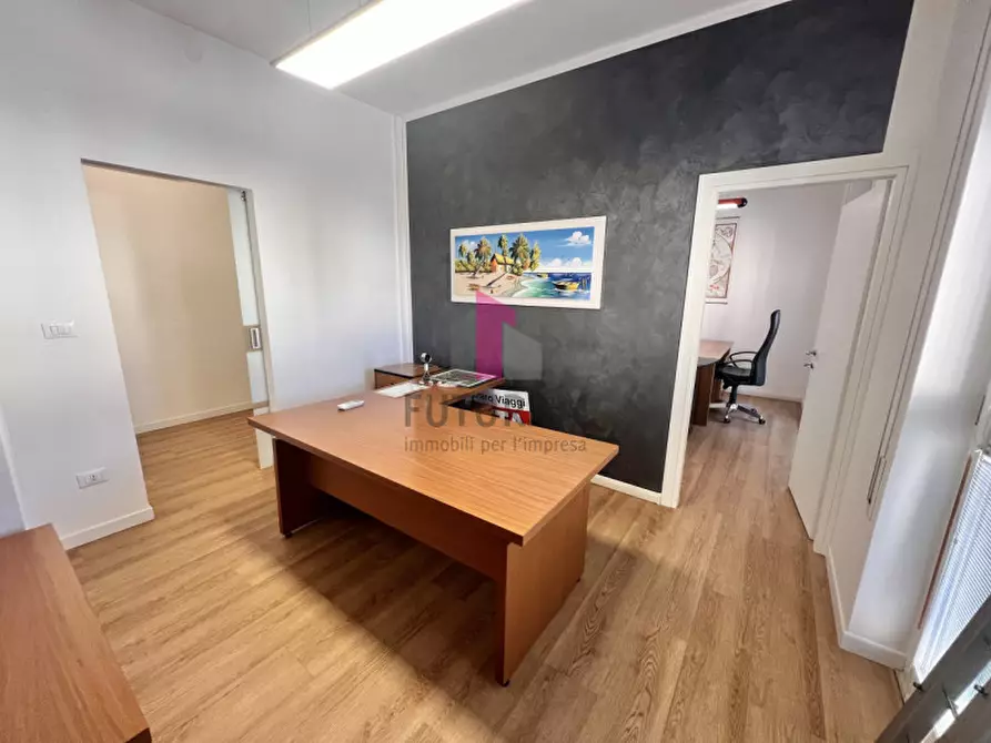 Immagine 15 di Ufficio in affitto  in PIAZZA UMBERTO 1° a Camisano Vicentino