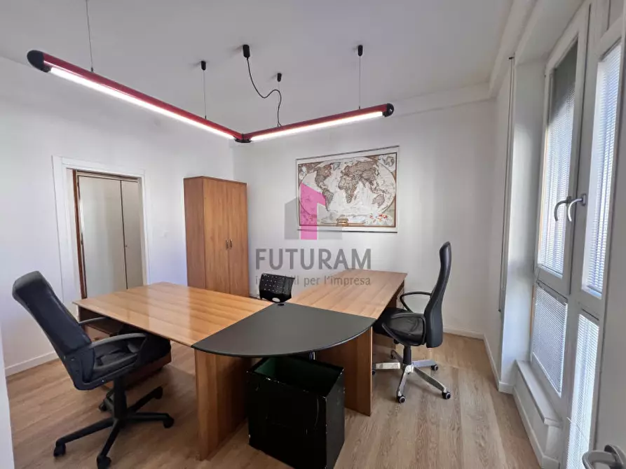 Immagine 16 di Ufficio in affitto  in PIAZZA UMBERTO 1° a Camisano Vicentino