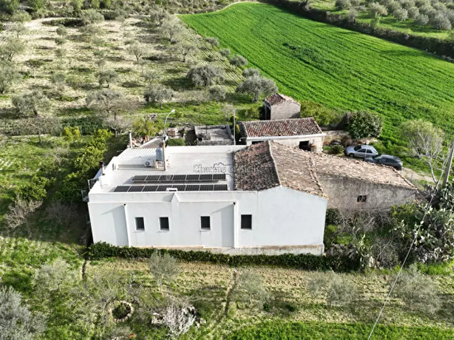 Immagine 1 di Casa indipendente in vendita  a Giarratana