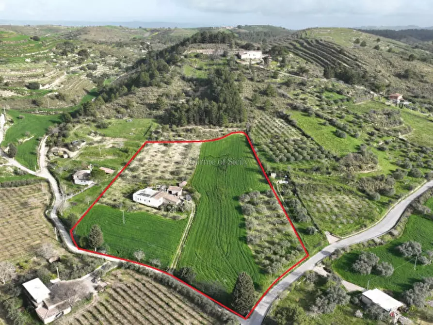 Immagine 3 di Casa indipendente in vendita  a Giarratana