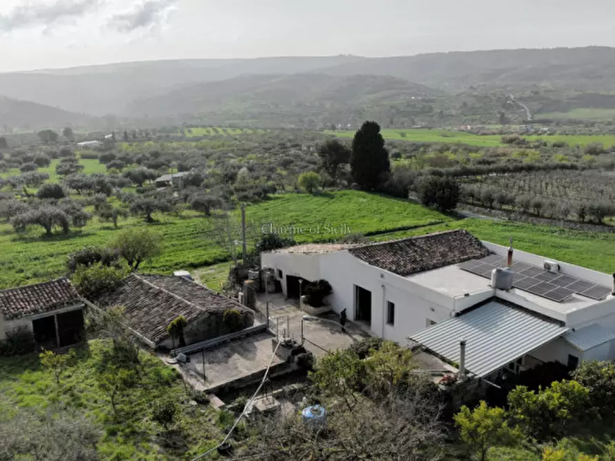 Immagine 13 di Casa indipendente in vendita  a Giarratana