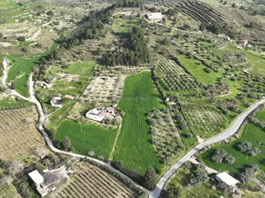 Immagine 33 di Casa indipendente in vendita  a Giarratana