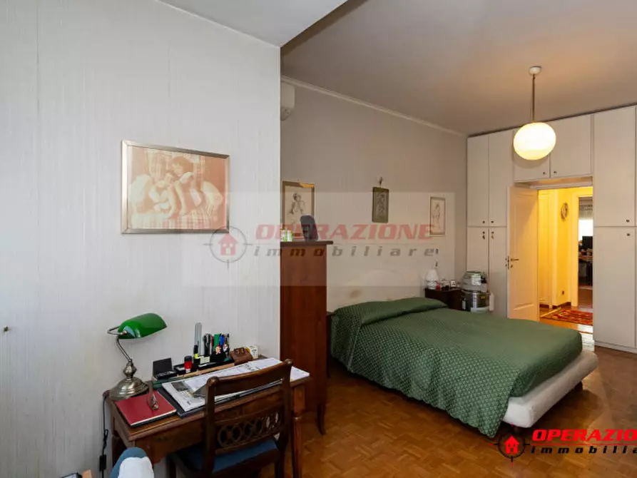 Immagine 24 di Appartamento in vendita  in Via Eutropio a Roma