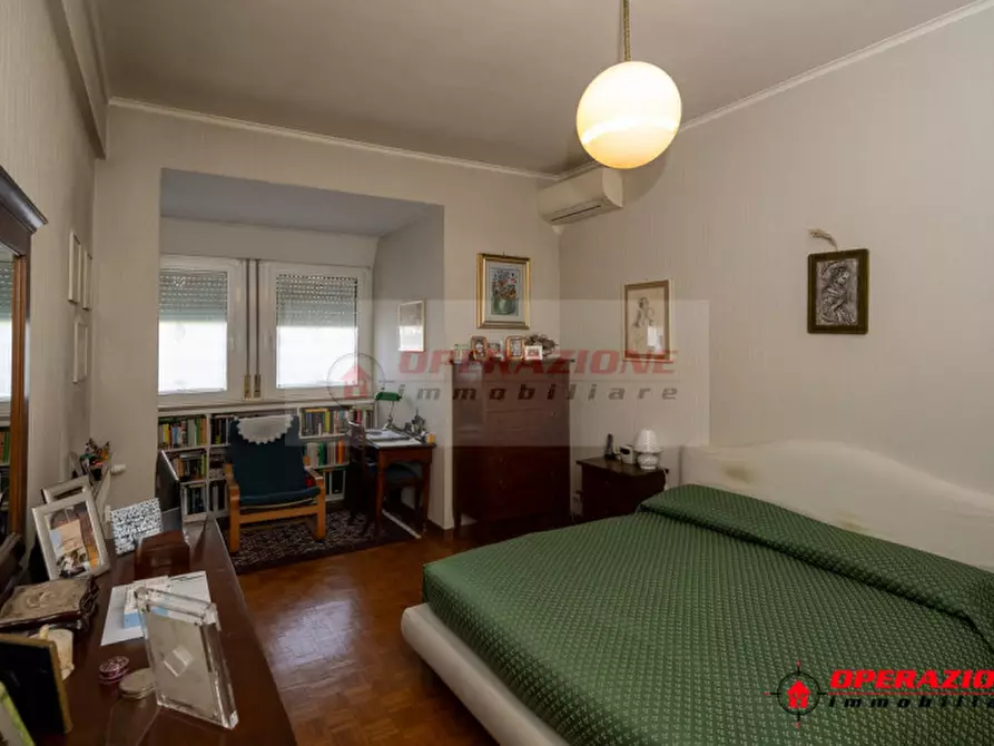 Immagine 26 di Appartamento in vendita  in Via Eutropio a Roma