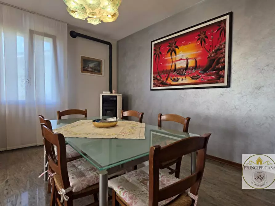 Immagine 18 di Villa in vendita  in Via Guglielmo Marconi a Borgo Veneto