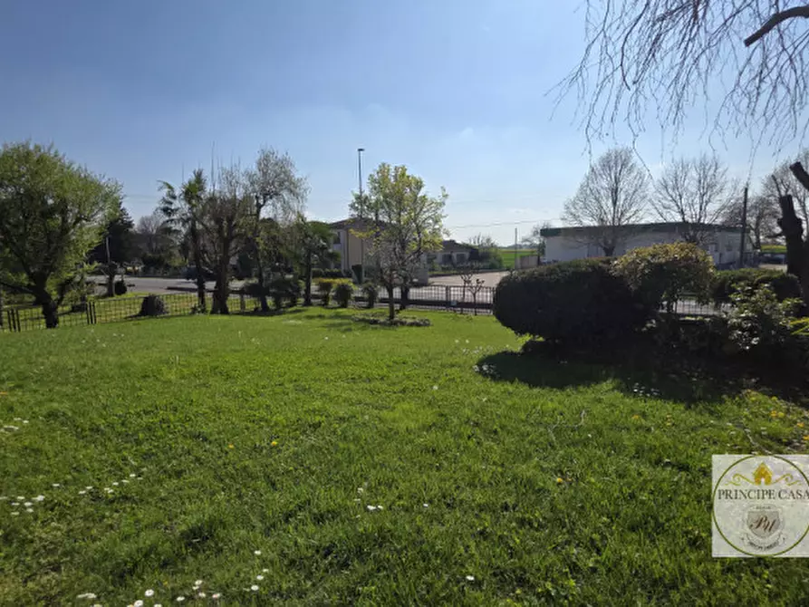 Immagine 29 di Villa in vendita  in Via Guglielmo Marconi a Borgo Veneto