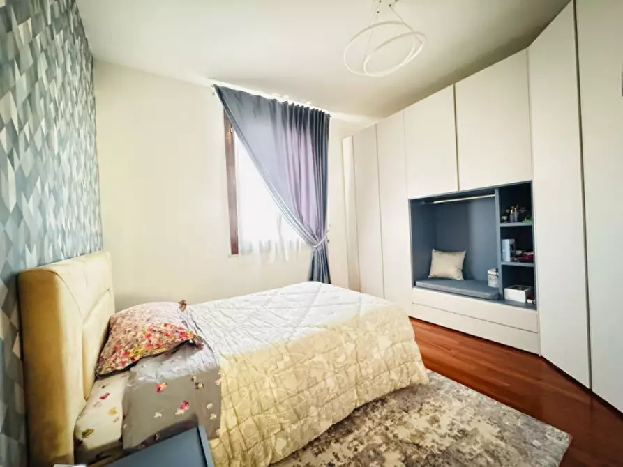 Immagine 21 di Villa in vendita  a Calvisano