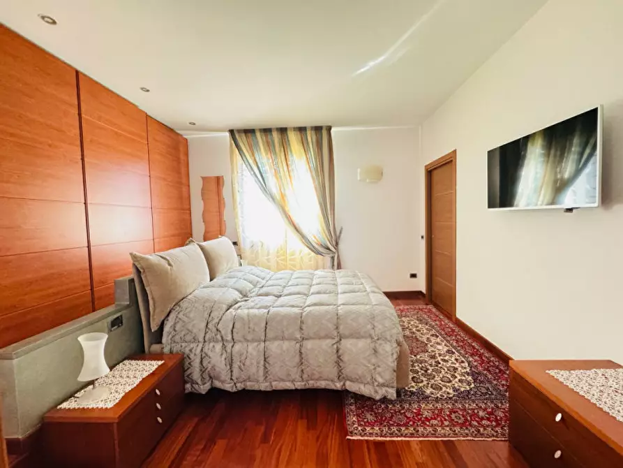 Immagine 26 di Villa in vendita  a Calvisano