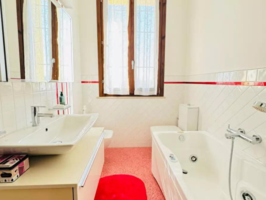 Immagine 32 di Villa in vendita  a Calvisano