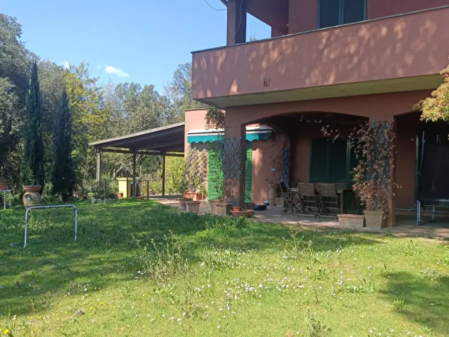 Immagine 2 di Casa bifamiliare in vendita  in via della betulla a Perugia