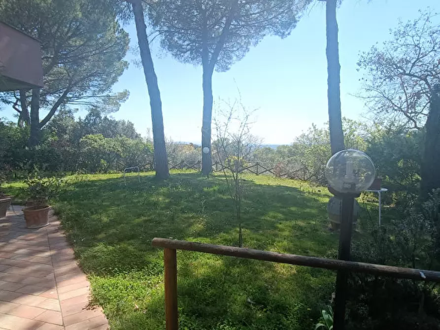 Immagine 6 di Casa bifamiliare in vendita  in via della betulla a Perugia