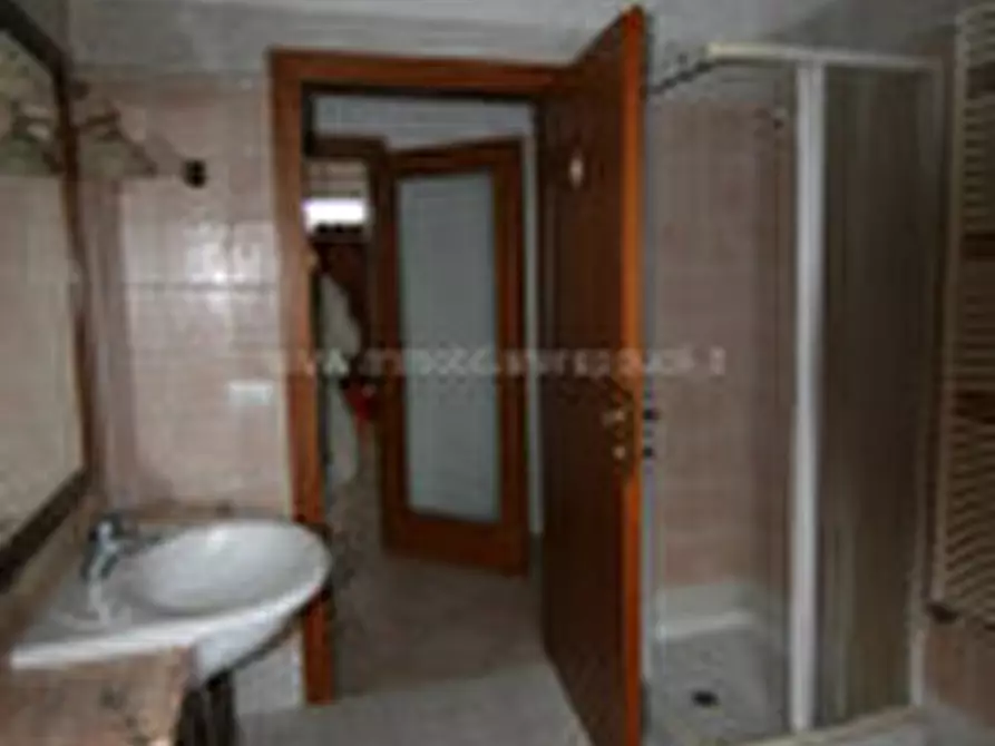 Immagine 7 di Appartamento in vendita  a Sinalunga