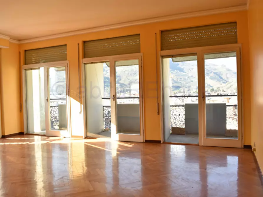 Immagine 3 di Appartamento in vendita  in Piazza Giuseppe Verdi - Giuseppe-Verdi-Platz a Bolzano