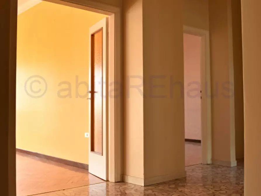 Immagine 7 di Appartamento in vendita  in Piazza Giuseppe Verdi - Giuseppe-Verdi-Platz a Bolzano