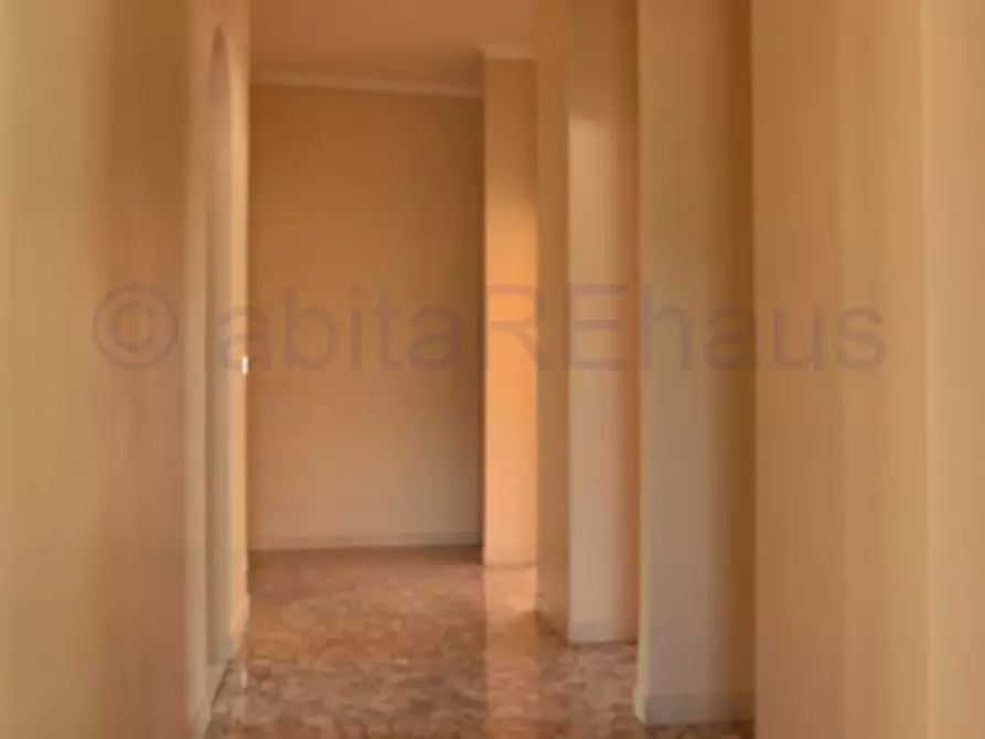 Immagine 8 di Appartamento in vendita  in Piazza Giuseppe Verdi - Giuseppe-Verdi-Platz a Bolzano