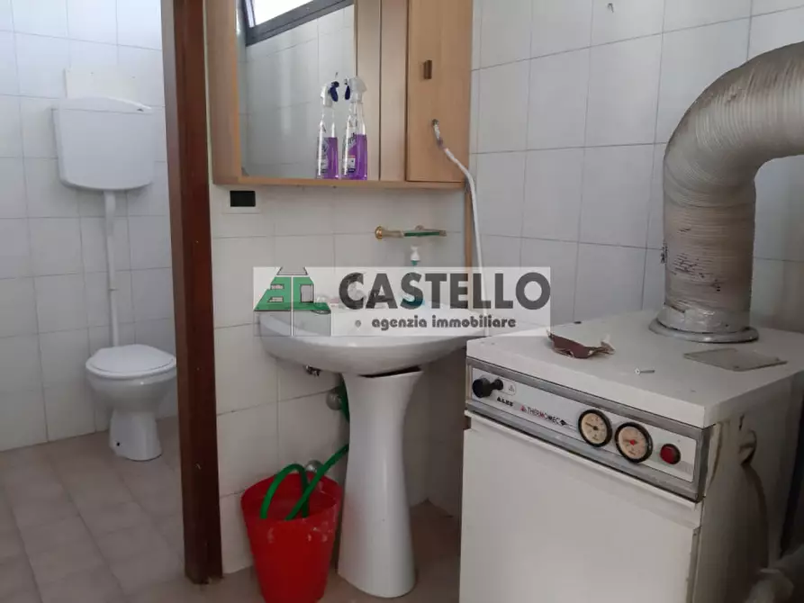 Immagine 15 di Negozio in vendita  in Via Antonio Gramsci a Cadoneghe