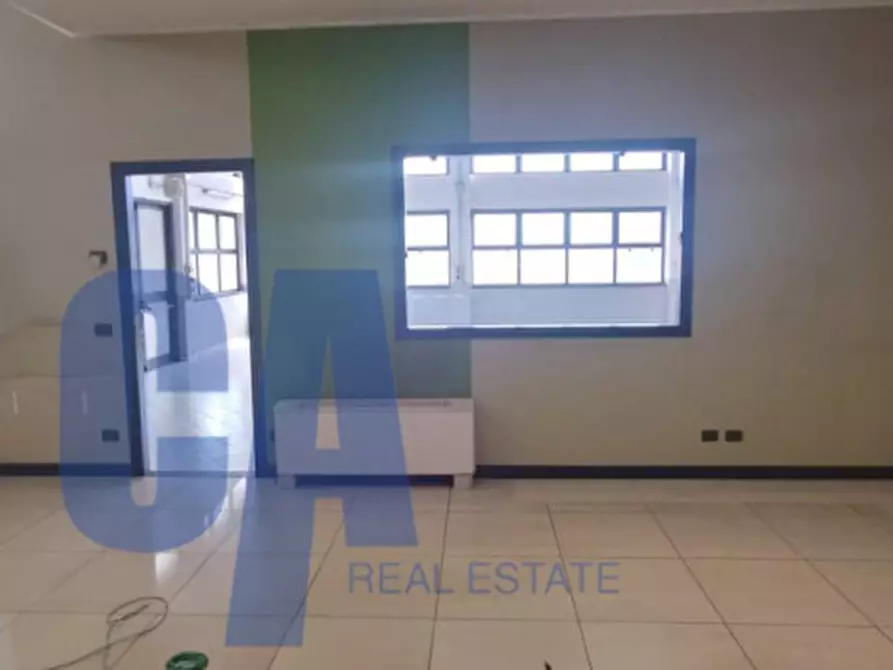 Immagine 12 di Laboratorio in vendita  in VIA FOGAZZARO A. a Cinisello Balsamo