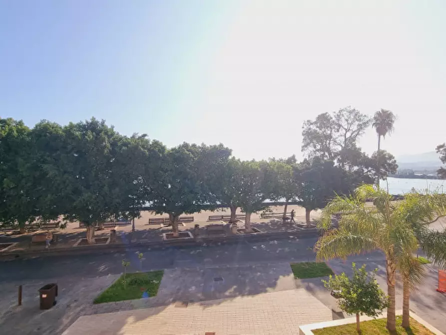 Immagine 7 di Appartamento in vendita  in Via Giacomo Medici, 14 a Milazzo