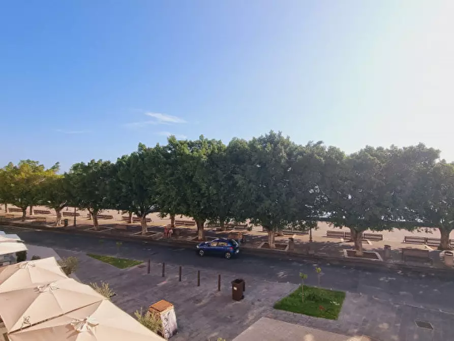 Immagine 34 di Appartamento in vendita  in Via Giacomo Medici, 14 a Milazzo