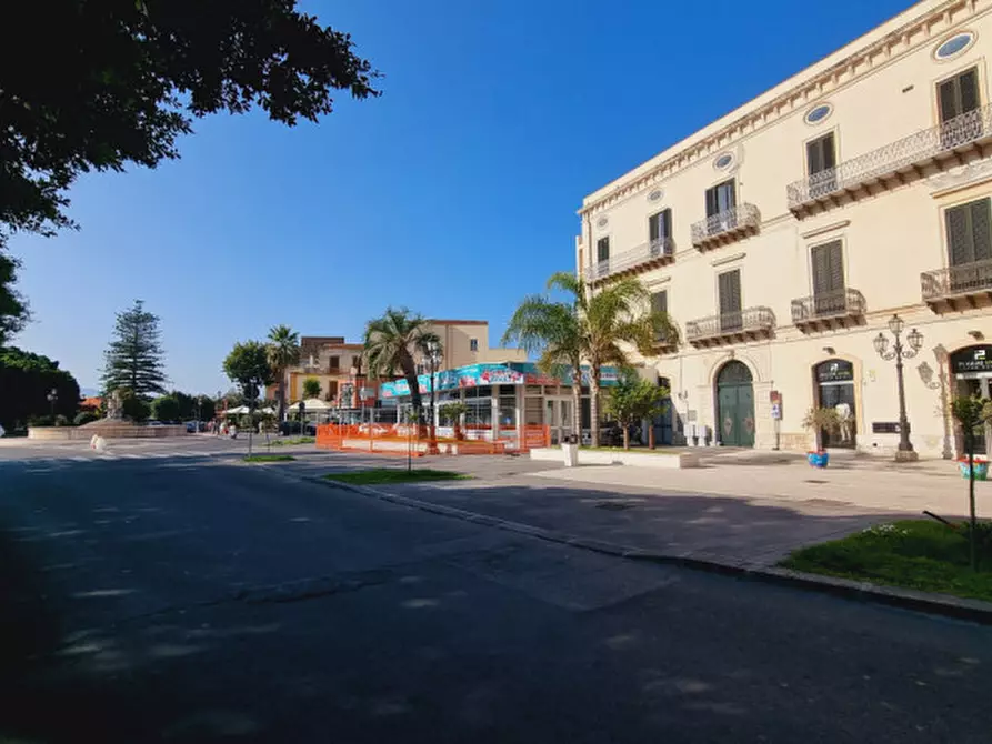 Immagine 42 di Appartamento in vendita  in Via Giacomo Medici, 14 a Milazzo