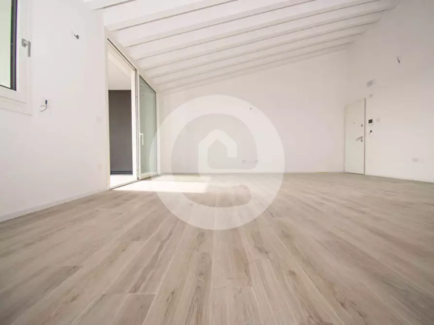 Immagine 1 di Appartamento in vendita  a Santa Giustina In Colle