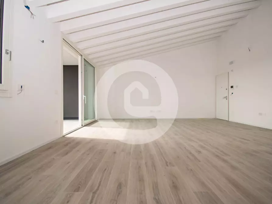 Immagine 3 di Appartamento in vendita  a Santa Giustina In Colle