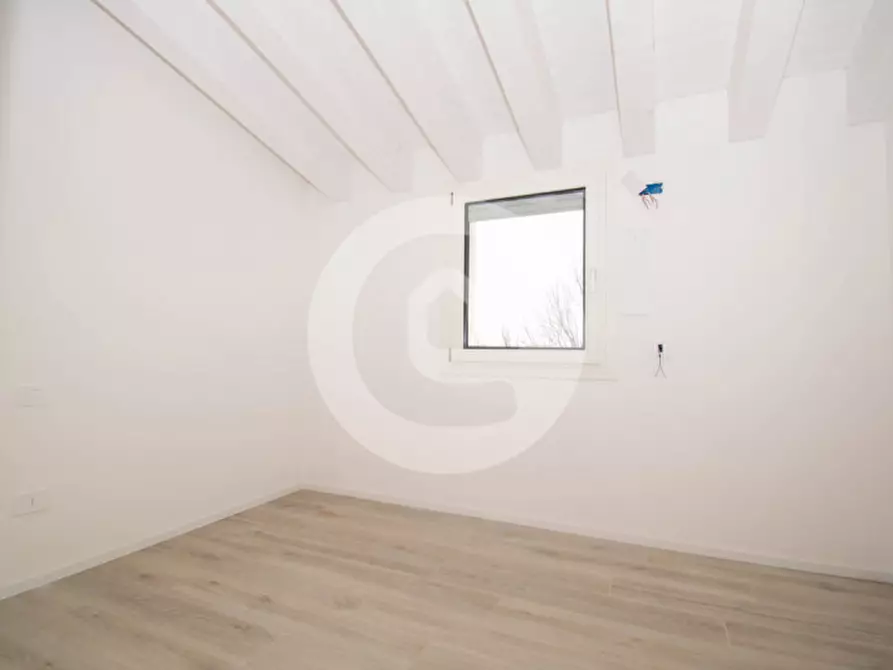 Immagine 15 di Appartamento in vendita  a Santa Giustina In Colle